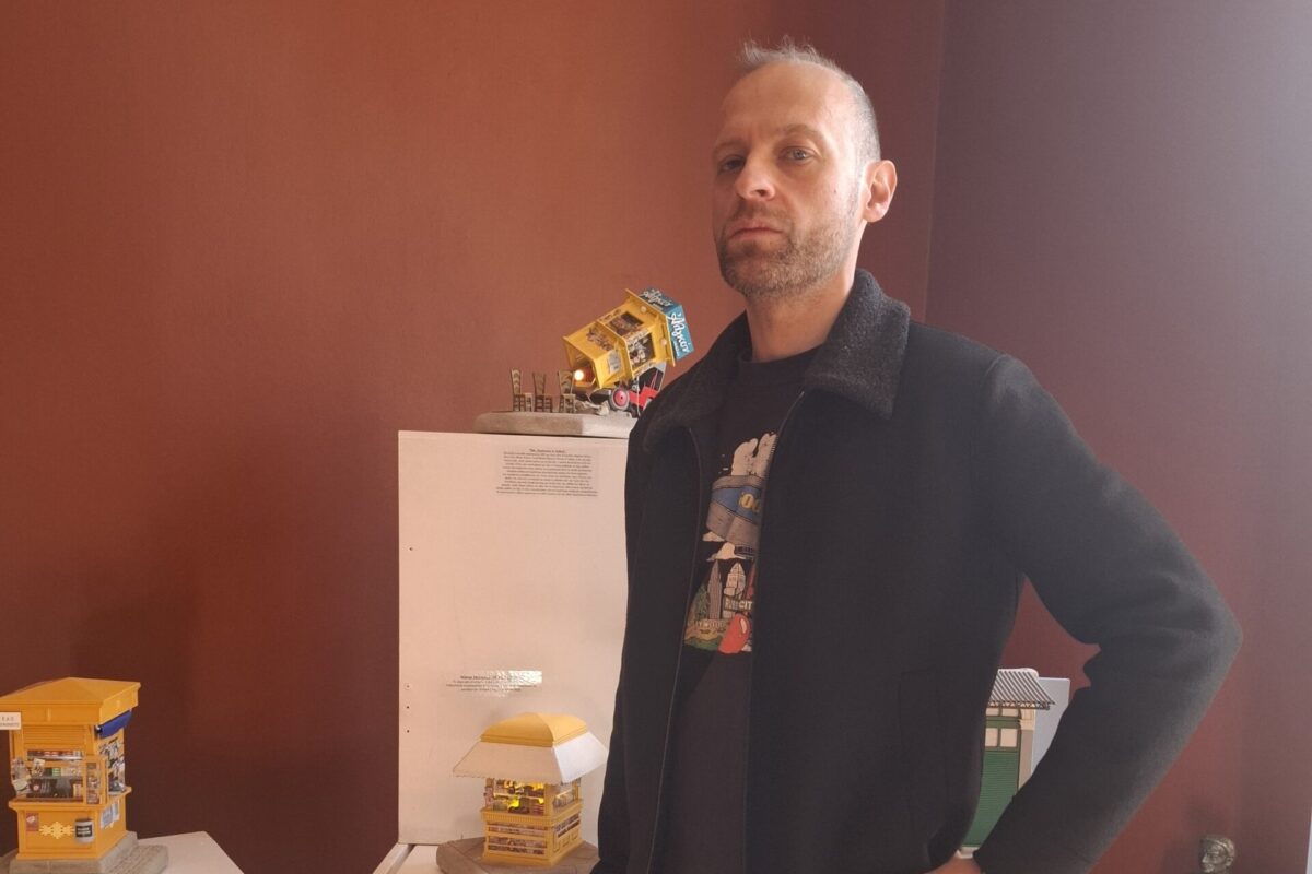 Ο Ανδρέας Finch θέλει να αποχαιρετήσουμε τα περίπτερα χωρίς δράμα