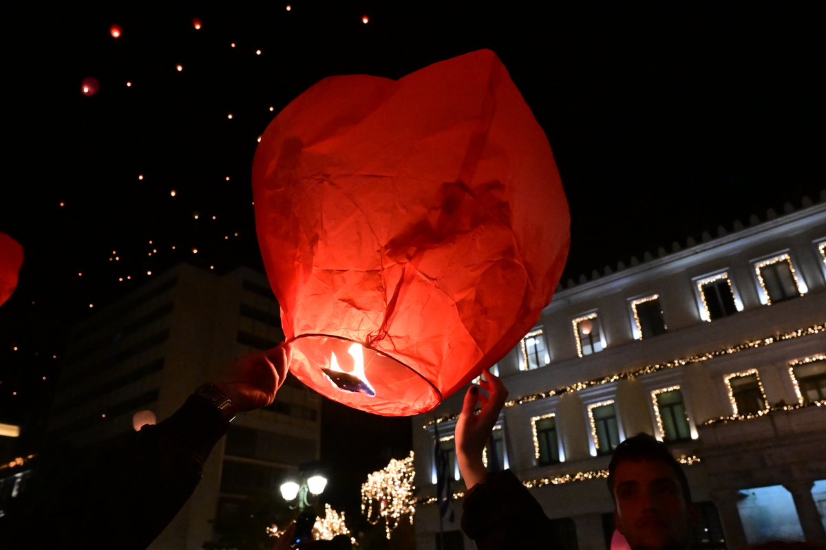 ΝΥΧΤΑ ΤΩΝ ΕΥΧΩΝ ΣΤΗΝ ΠΛΑΤΕΙΑ ΚΟΤΖΙΑ