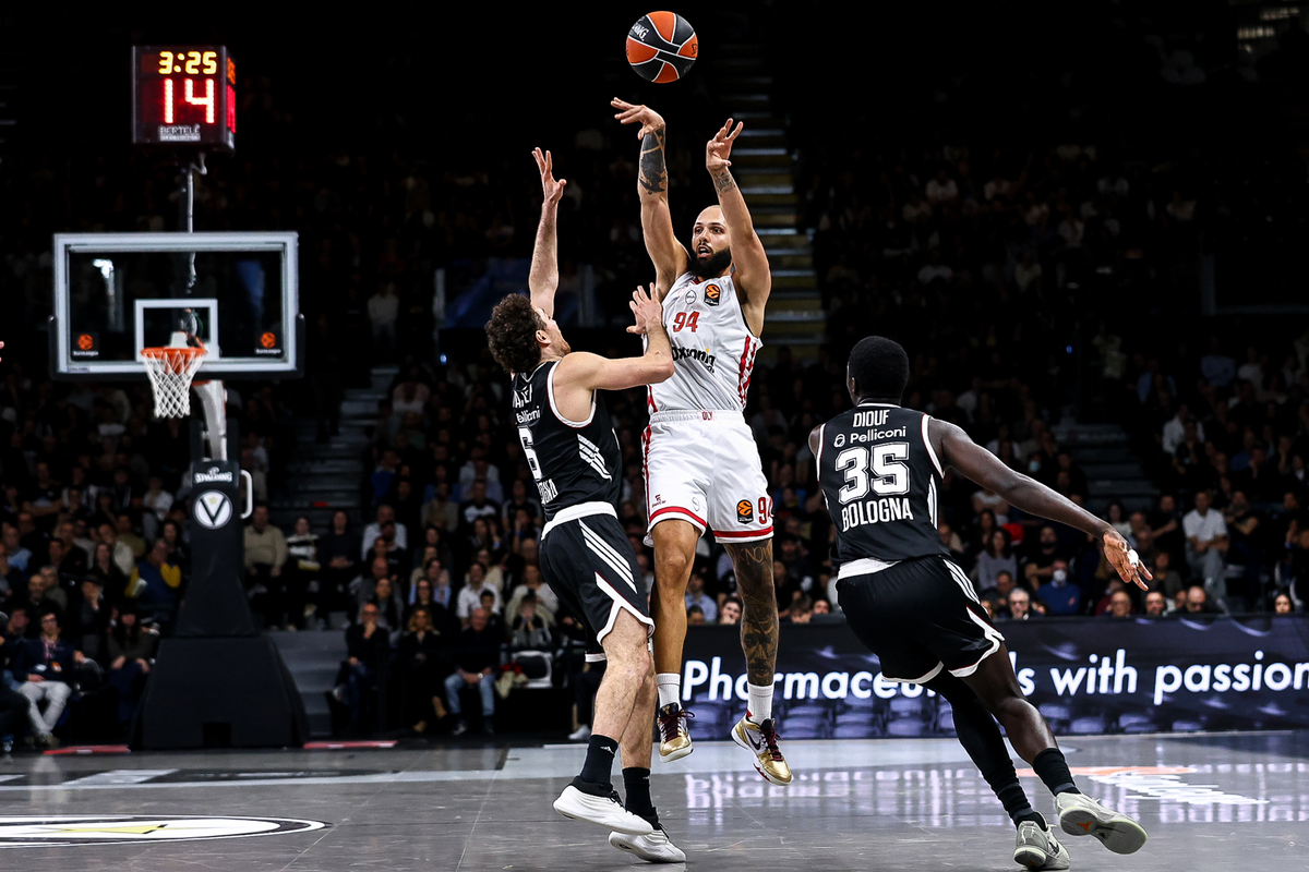 EUROLEAGUE 2025-2026 /ΒΙΡΤΟΥΣ ΜΠΟΛΟΝΙΑ - ΟΛΥΜΠΙΑΚΟΣ. (EUROKINISSI)