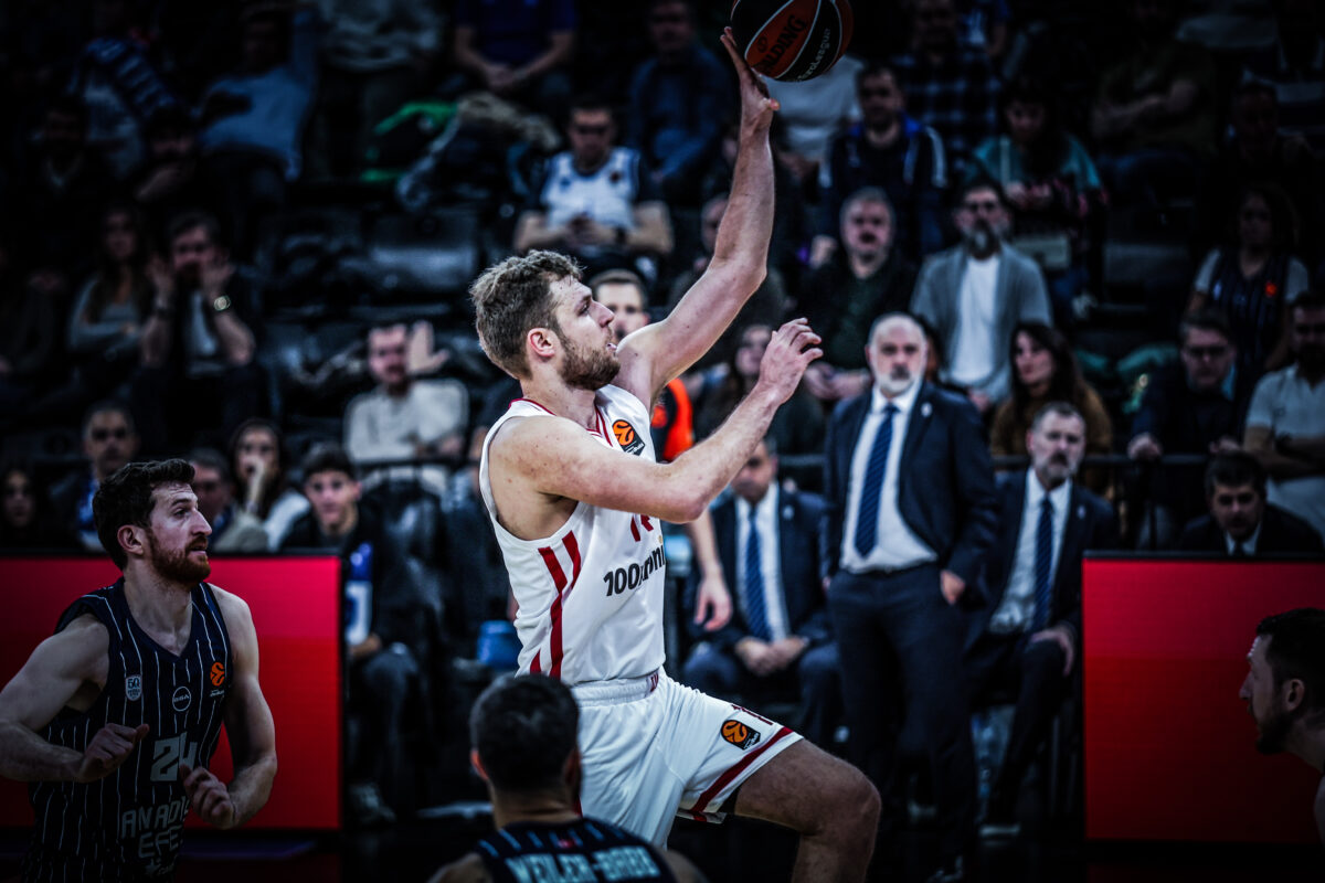 EUROLEAGUE 2025-2026 / ΑΝΑΝΤΟΛΟΥ ΕΦΕΣ - ΟΛΥΜΠΙΑΚΟΣ.