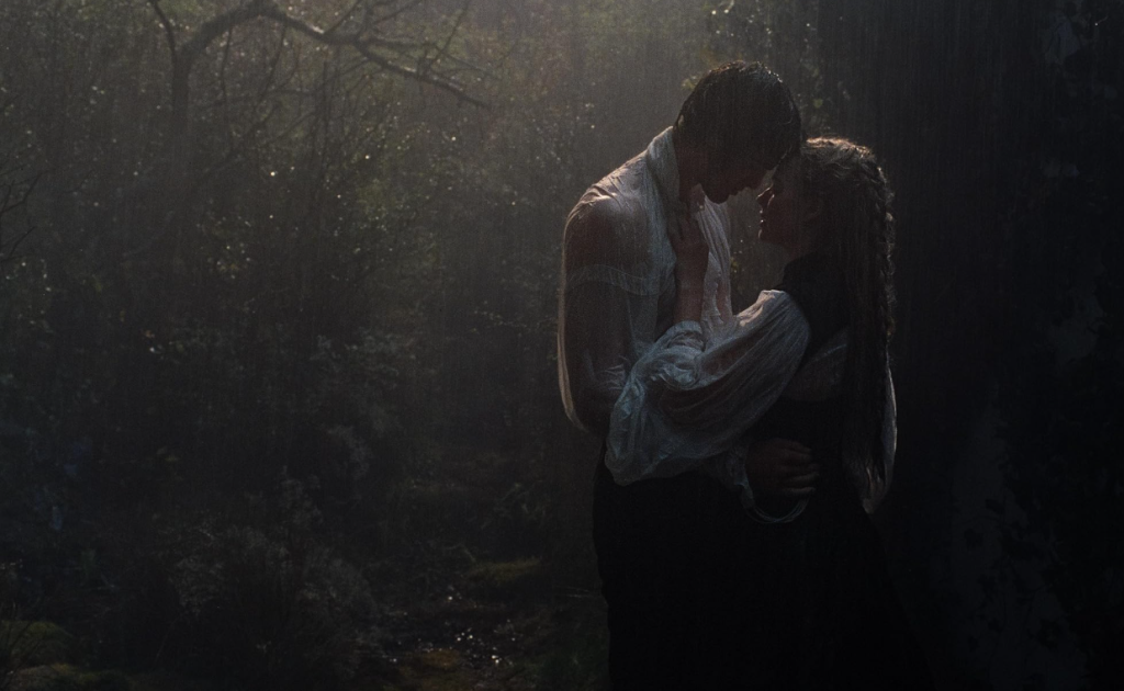 Τζέικομπ Ελόρντι από την ταινία Aνεμοδαρμένα Ύψη μαζί με την Μάργκοτ Ρόμπι (photo credit: από το IMDb)