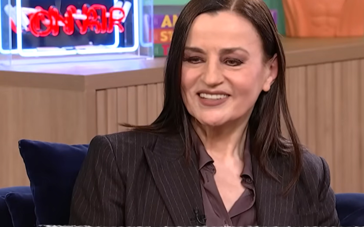 Καρυοφυλλιά Καραμπέτη: «Από μικρή ήμουν κατά του γάμου»