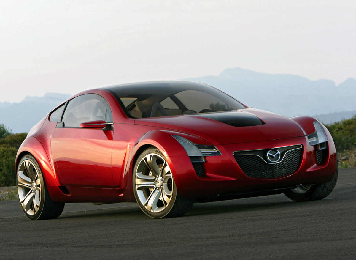 Mazda: Η «αυτοκρατορία αντεπιτίθεται»