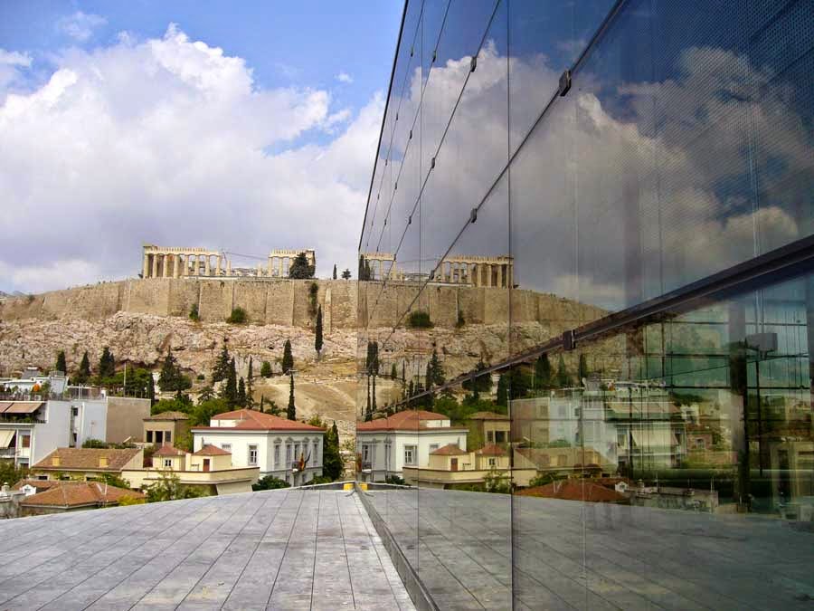 Τα μουσεία δεν είναι τα νεκροταφεία της τέχνης