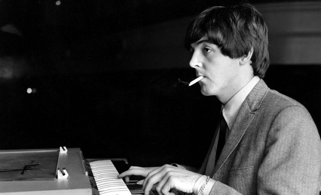 Paul McCartney: «Έγινα παππούς και έκοψα τη μαριχουάνα»