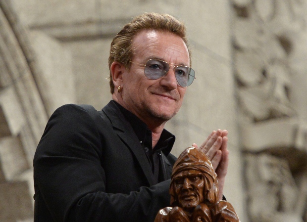 Ο Bono συναντήθηκε με τον πρωθυπουργό του Καναδά για την κρίση στον τρίτο κόσμο