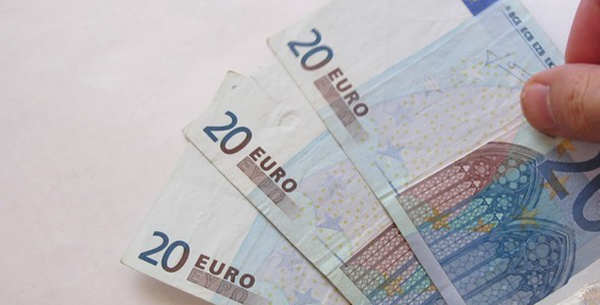 Τι μπορεί να κάνει ένας Έλληνας με  60 ευρώ την ημέρα