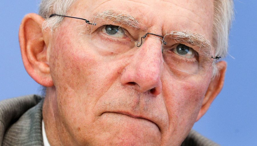 Γερμανία: Δεν έχει νόημα η συζήτηση πριν από το δημοψήφισμα, δήλωσε ο Β. Σόιμπλε