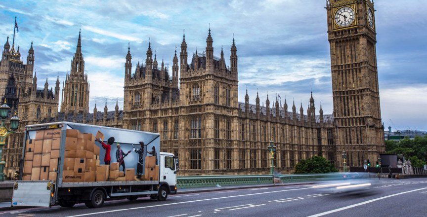 H Amazon καλπάζει 20 χρόνια τώρα