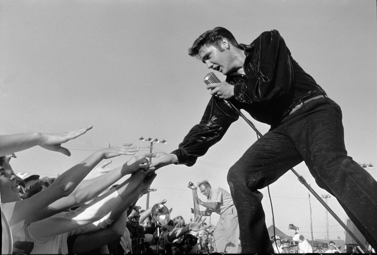Η νοσοκόμα του Elvis Presley γράφει βιβλίο και βγάζει στη φόρα τα μυστικά του