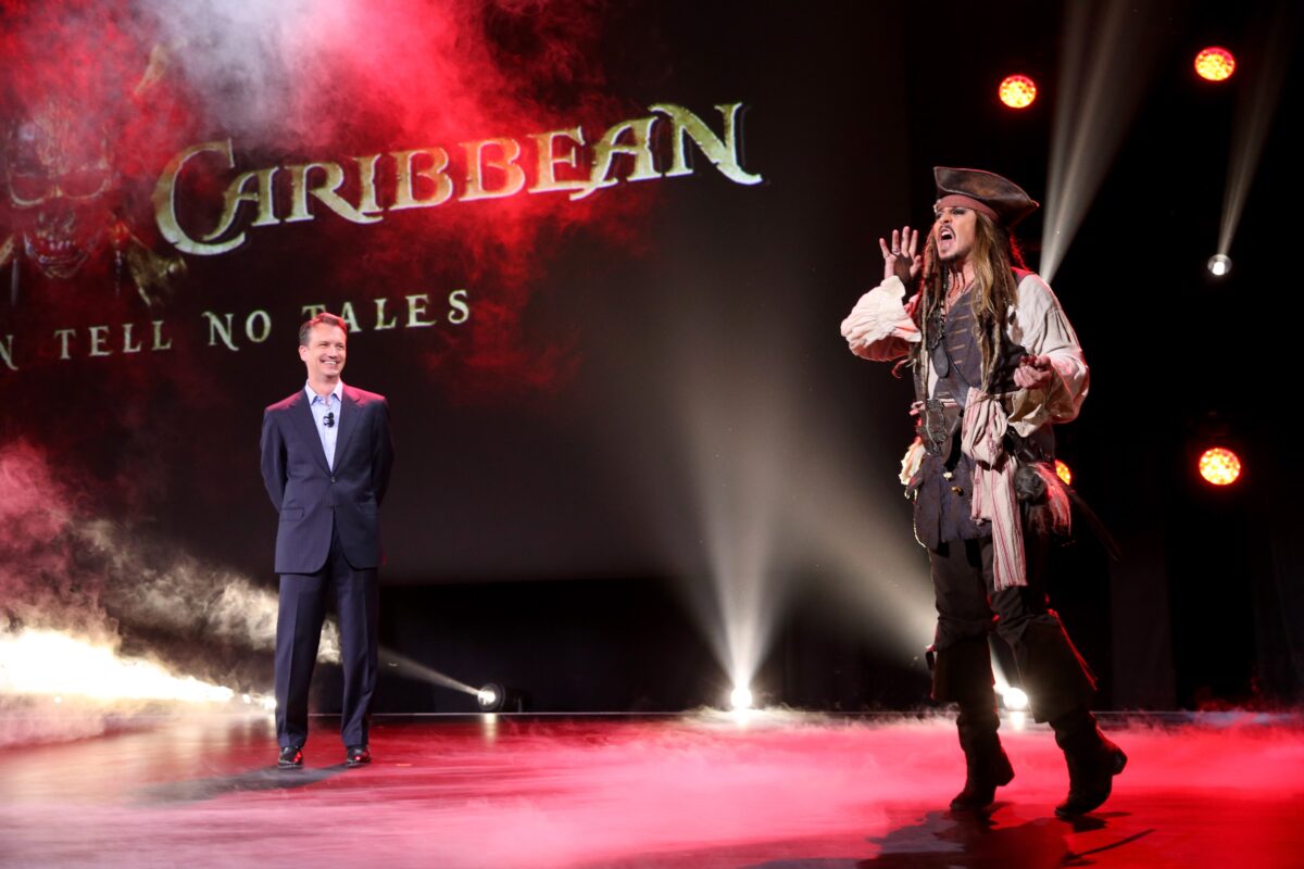 Επίσημη παρουσίαση για το νέο «Pirates of the Caribbean» με special guest τον Johnny Depp