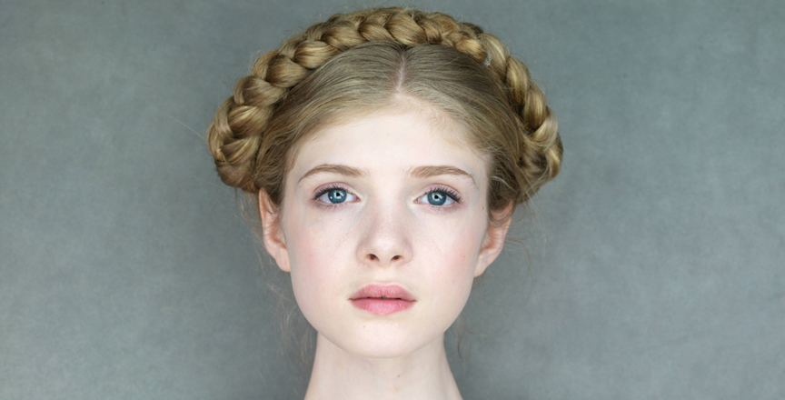 Elena Kampouris: Τhe next Hollywood sensation