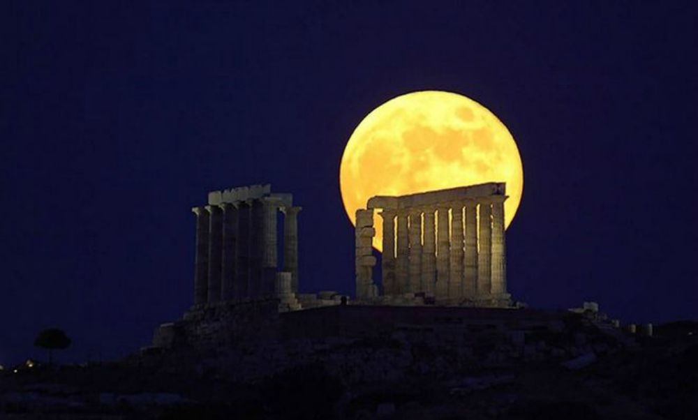 Μαγεία στον ουρανό: Υπερ-πανσέληνος και ολική έκλειψη Σελήνης στις 27 Σεπτεμβρίου