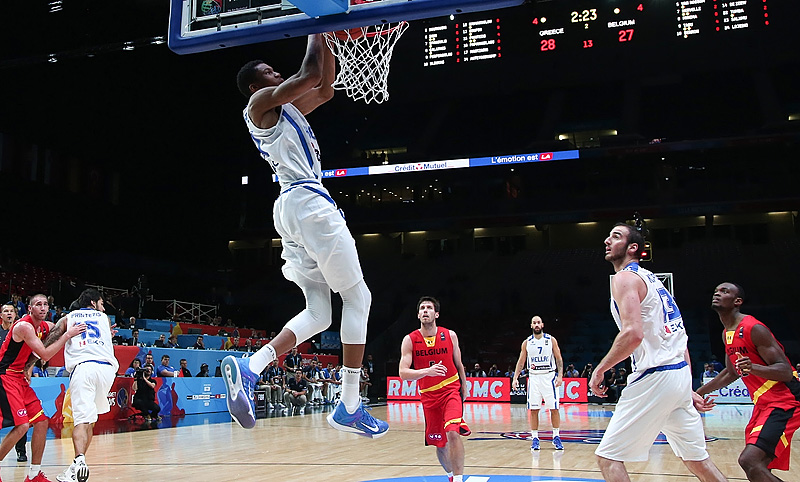 Το τέλος της «κατάρας» μας φέρνει νέους «δαίμονες»