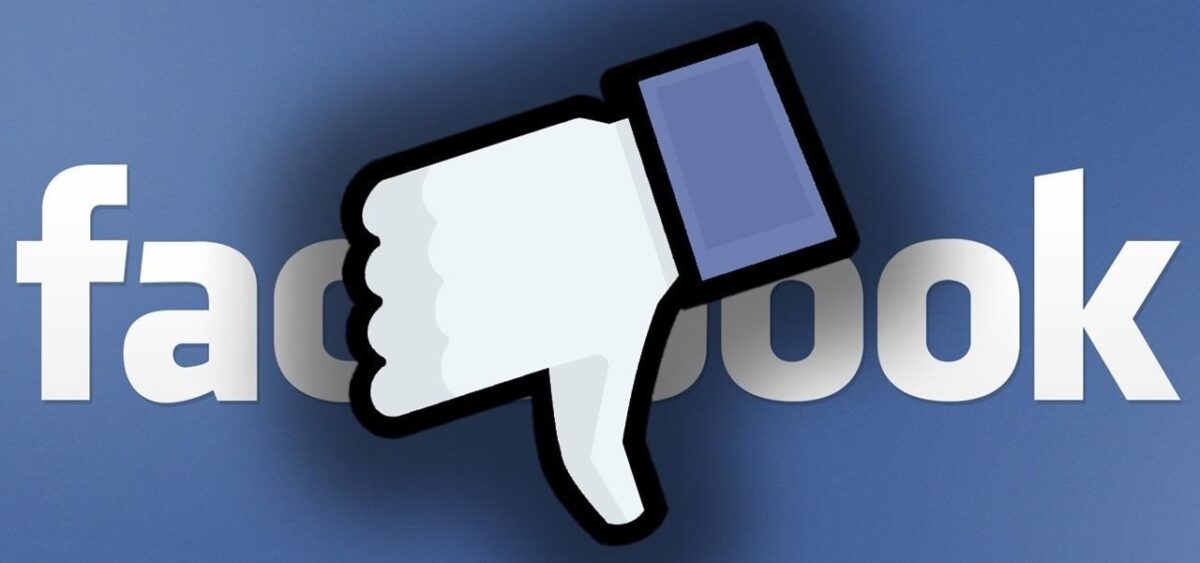 Έπεσε το facebook , έπεσε και η μετοχή του