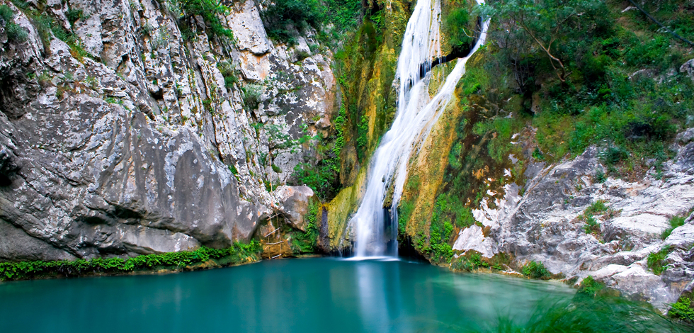 Πολυλίμνιο: Η γαλάζια λίμνη της Ελλάδας