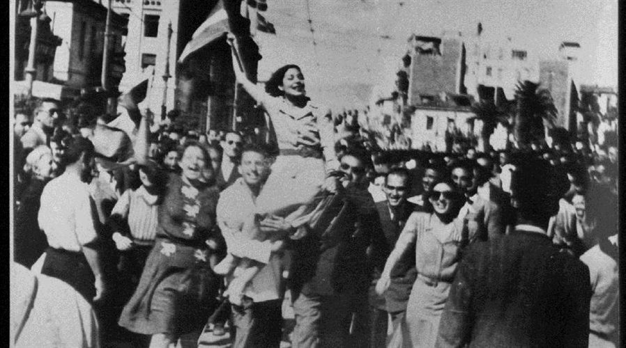12 Οκτωβρίου 1944:Απελευθέρωση της Αθήνας από τους Γερμανούς