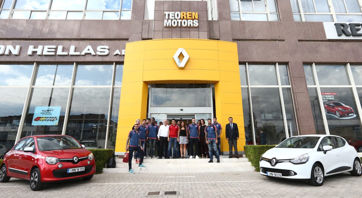 Ο Ολυμπιακός γκαζώνει και σκοράρει παρέα με τη Renault! (photos + video)