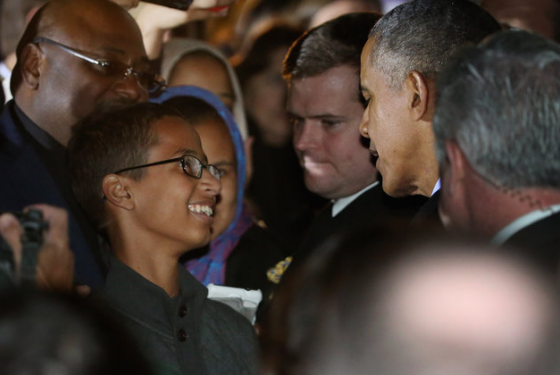 Συγνώμη από τον Obama στον 14χρονο Ahmed Mohamed για την άδικη σύλληψή του