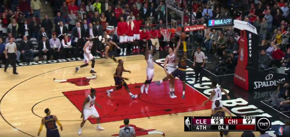 NBA Top-10: Στην κορυφή η τάπα του Πάου Γκασόλ στον ΛεΜπρον! (video)