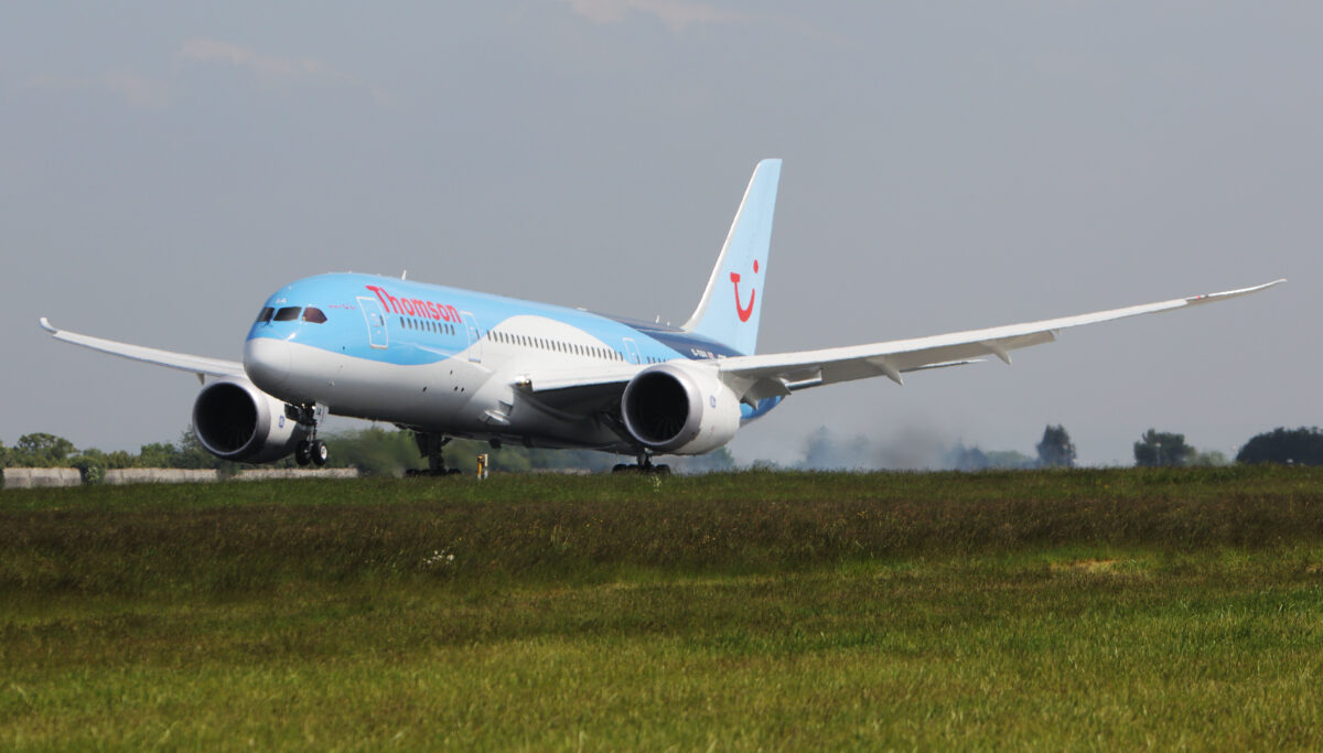 Αεροσκάφος της  Thomson Airways παρολίγο να πληγεί από πύραυλο  στο αεροδρόμιο του Σαρμ ελ-Σέιχ