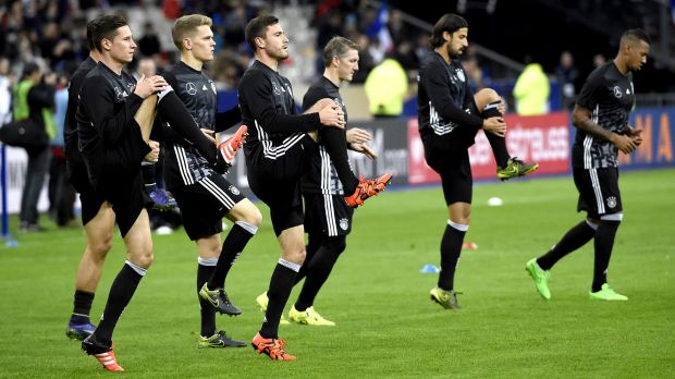 Στα αποδυτήρια του Stade de France όλο το βράδυ οι Γερμανοί