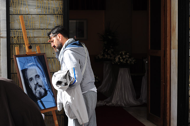 Το συγκλονιστικό μήνυμα του συντρόφου του Μηνά Χατζησάββα για το σύμφωνο συμβίωσης!