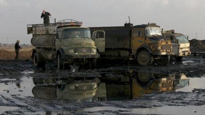 Ο πρωθυπουργός του Ιράκ: Το πετρέλαιο που εξορύσσει το ΙΚ διακινείται μέσω Τουρκίας