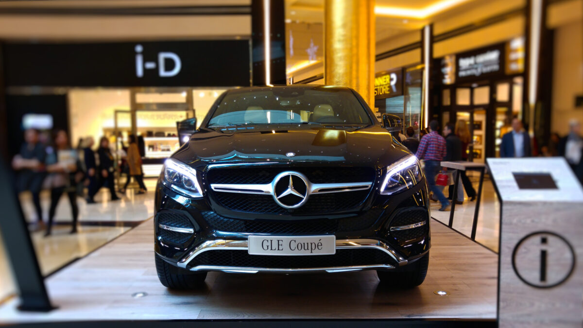 Χριστούγεννα με Mercedes-Benz και smart σε Golden Hall και The Mall Athens