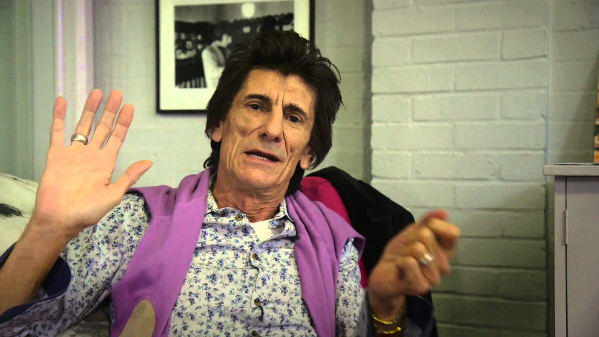 O Ronnie Wood περιμένει δίδυμα στα 68 του χρόνια!