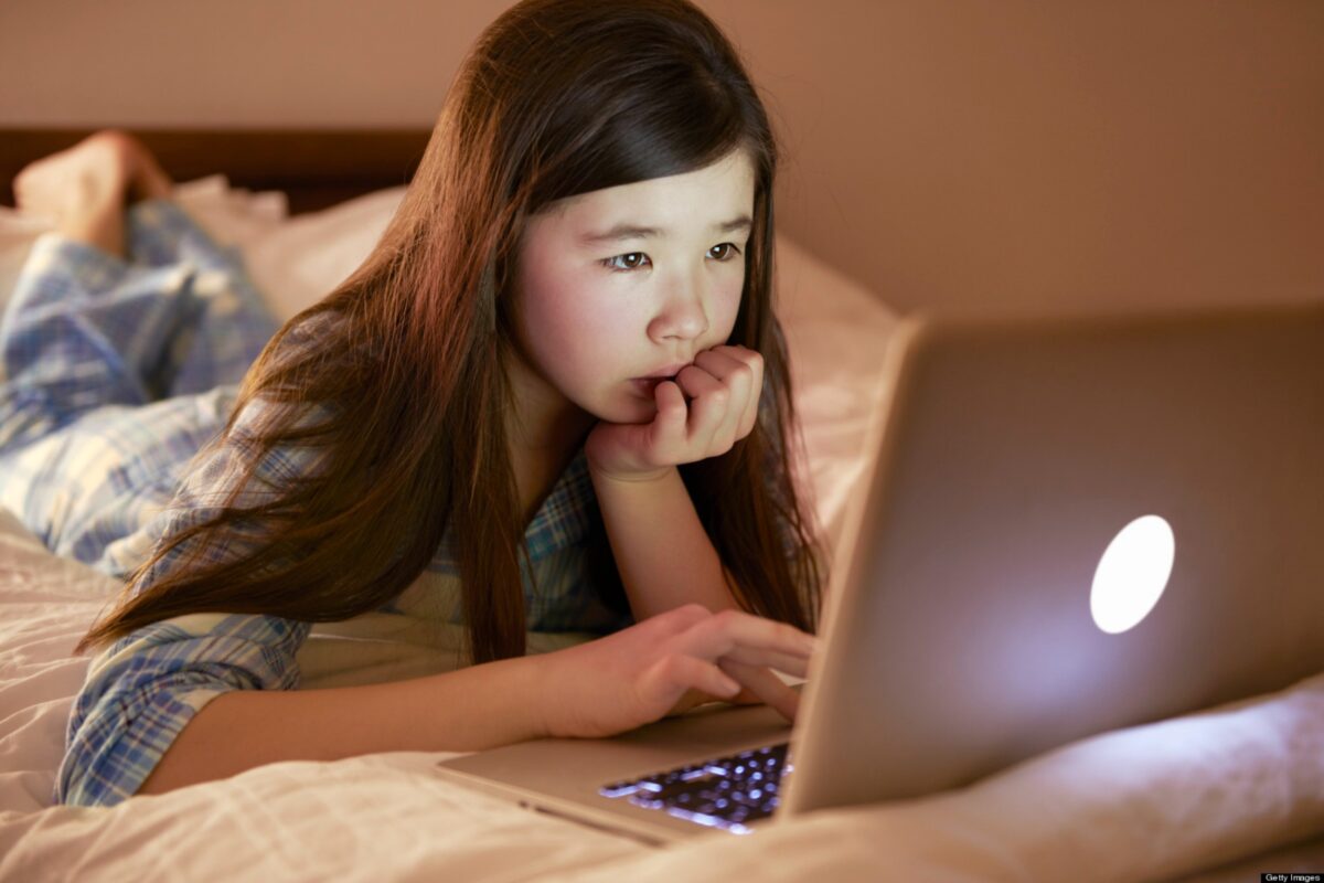 Επέμβαση της Ε.Ε: Τα παιδιά να μη συμμετέχουν στα social media χωρίς την έγκριση των γονέων