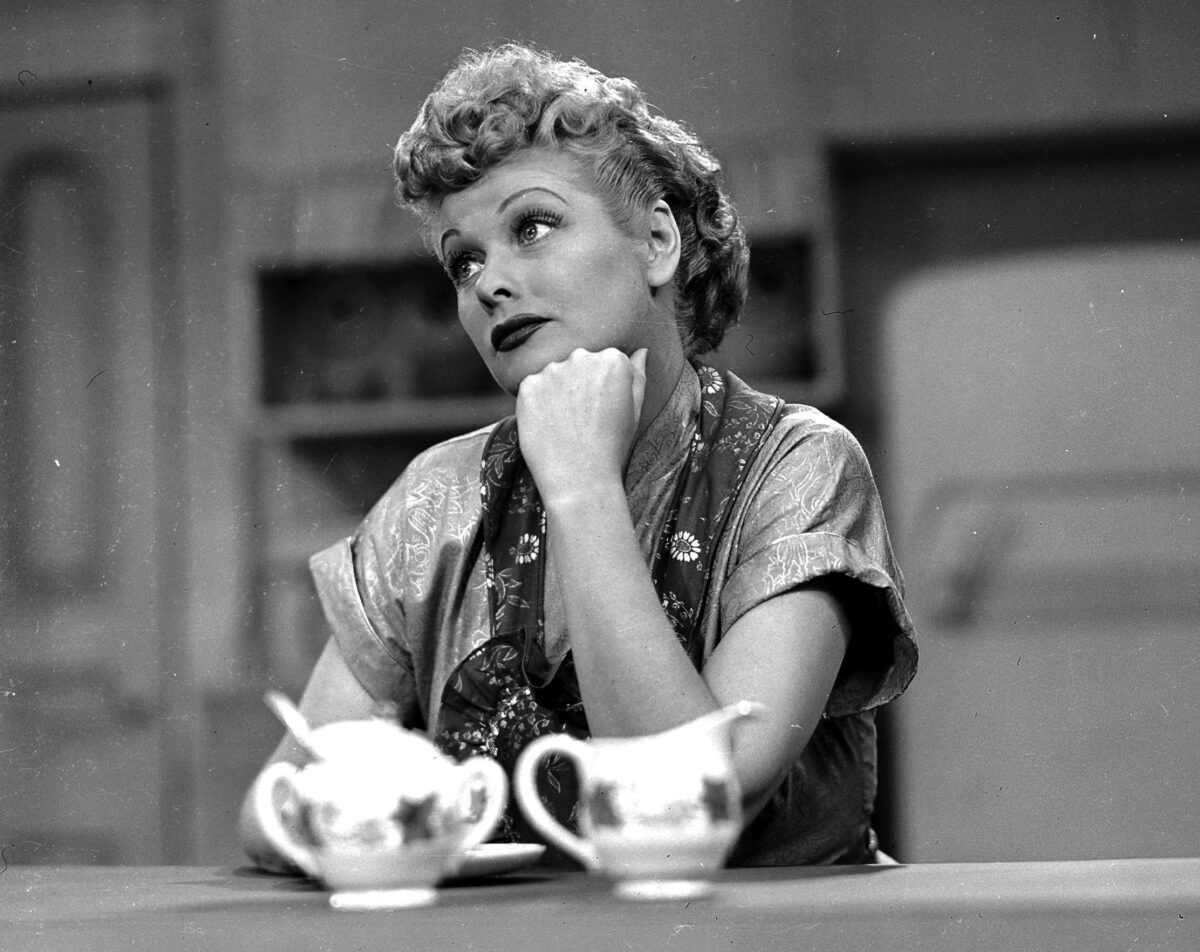 Ακόμα και η Lucille Ball έχει κάνει γυμνή φωτογράφηση!