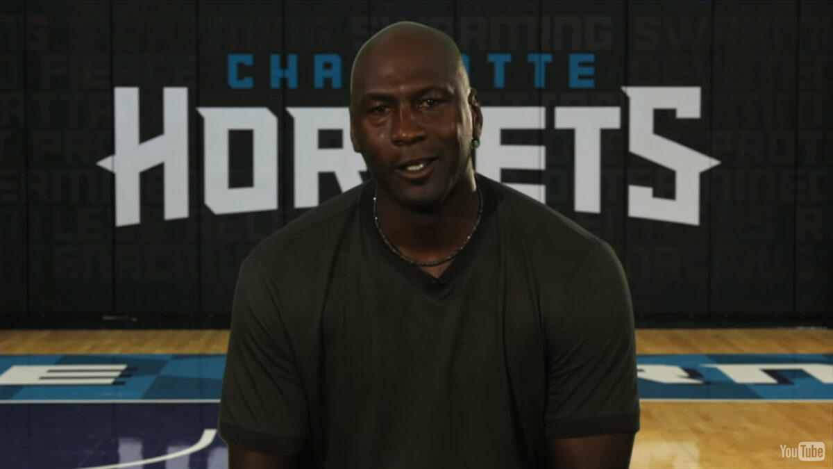 Όταν ο Θεός ντύθηκε Jordan και μίλησε στον Kobe Bryant (video)