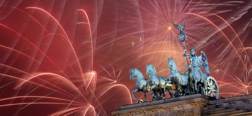 Tα βεγγαλικά της πρωτοχρονιάς ξυπνούν μνήμες πολέμου