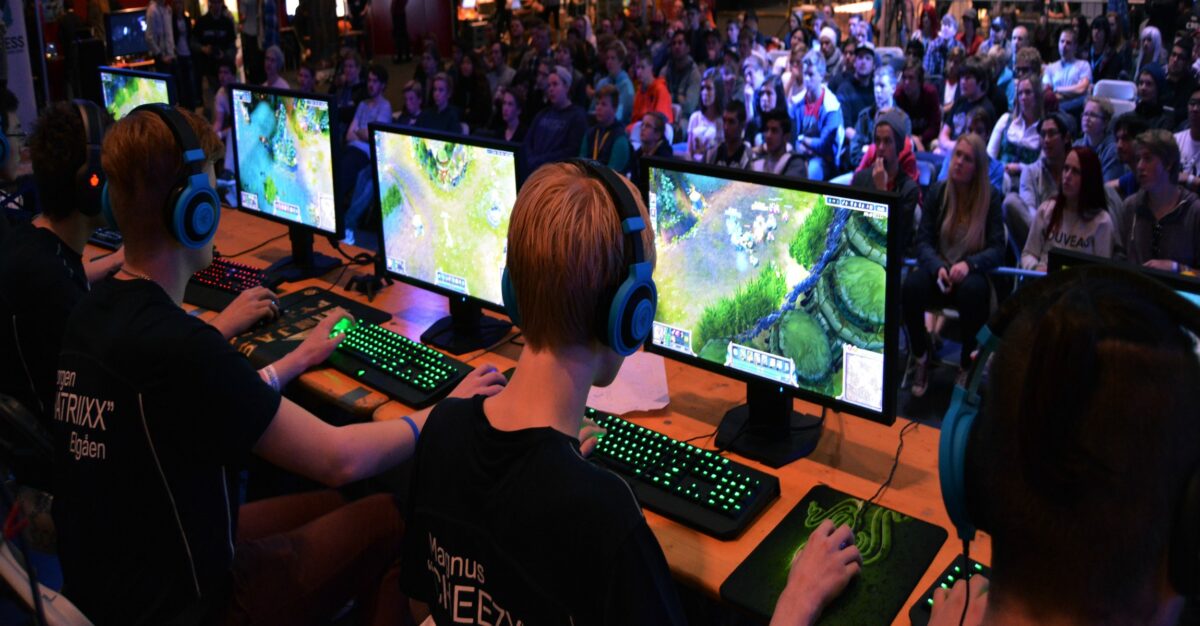 Έρχεται το λύκειο που θα διδάσκει eSports στη Νορβηγία