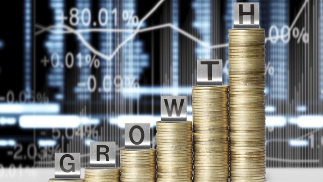 Ρυθμό ανάπτυξης 6,6% προβλέπει για το 2016 η κεντρική τράπεζα της Ιρλανδίας