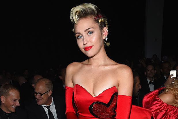 Miley Cyrus και Woody Allen μαζί