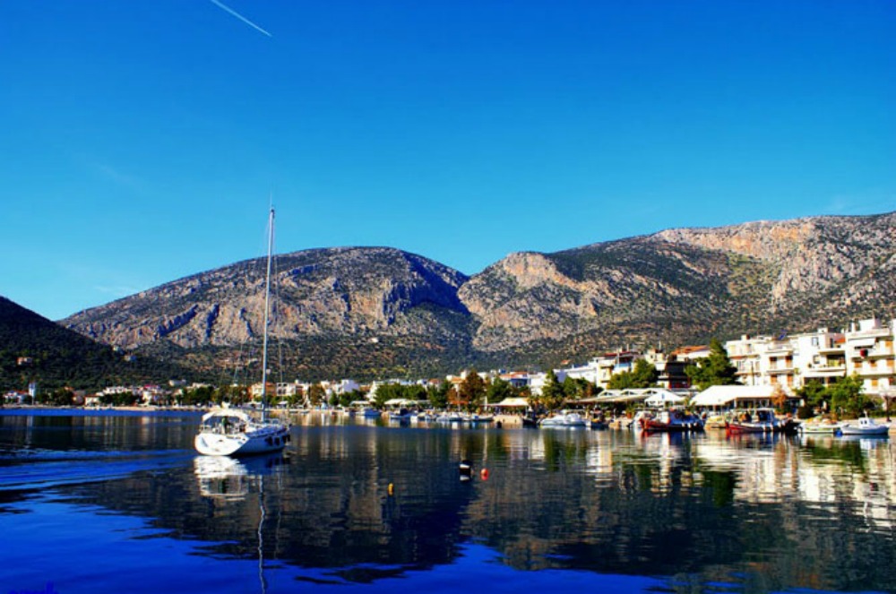 Klik Travel || Αντίκυρα: Νορβηγικά φιορδ αλά ελληνικά στους πρόποδες του Παρνασσού