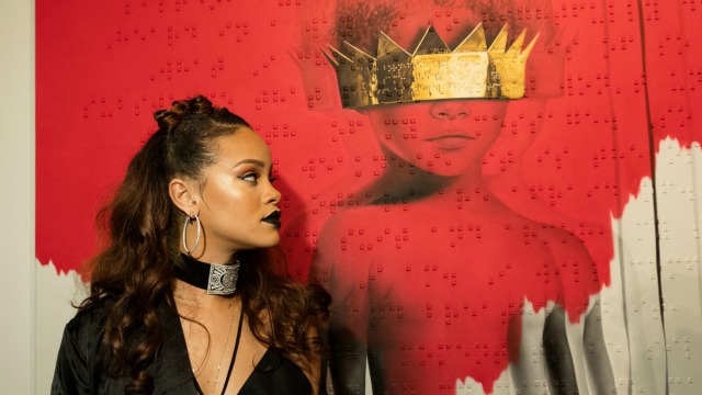 H Rihanna κυκλοφόρησε επιτέλους το ANTI .. δωρεάν