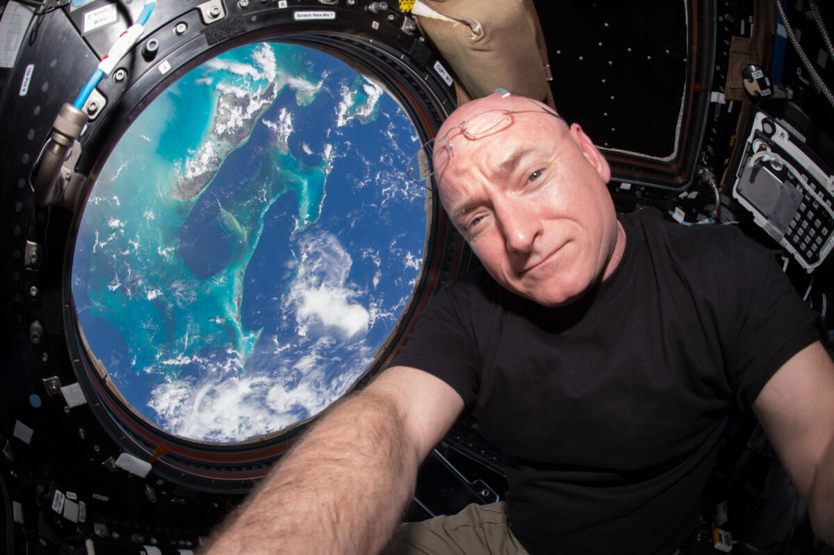 Scott Kelly: Η ατμόσφαιρα της Γης φαίνεται πολύ εύθραυστη