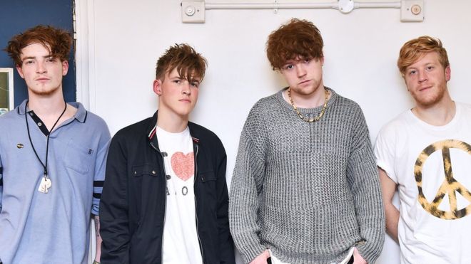 Το τραγικό τέλος των Viola beach