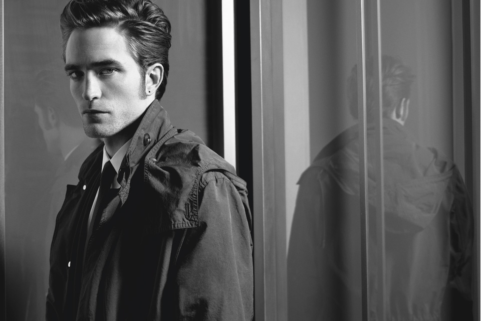 O  Robert Pattinson είναι το νέο πρόσωπο του οίκου Dior Homme