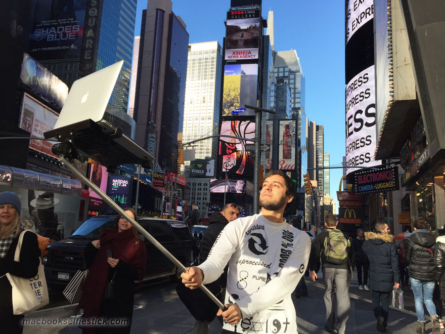 Έφτασε το Macbook selfie stick! Αλλά…