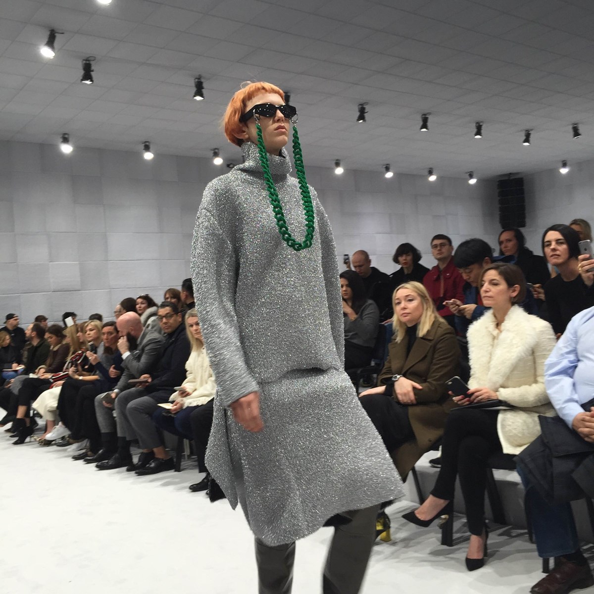 Το ηχηρό ντεμπούτο του Demna Gvasalia για τον οίκο Balenciaga