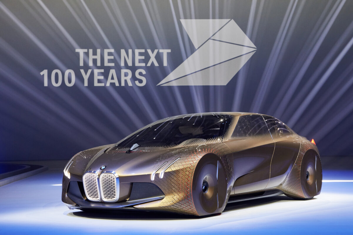 BMW Vision Next 100: 100 χρόνια μπροστά από την εποχή του! (pics+vid)