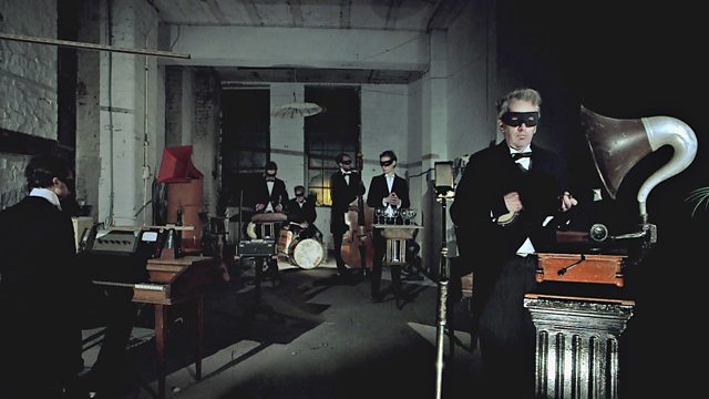 Ακούστε την υπέροχη 1930s διασκευή του Blue Monday!