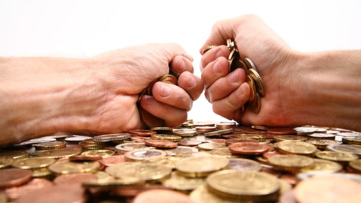 Η εφορία συνέταιρος των εργαζομένων