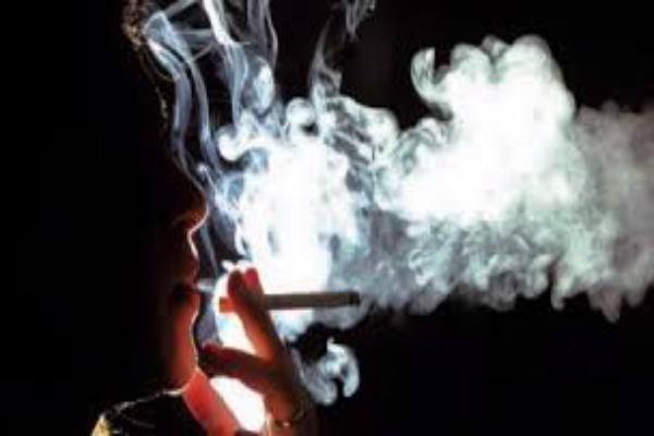 Τσιγάρο και εύρεση δουλειάς δεν πάνε μαζί