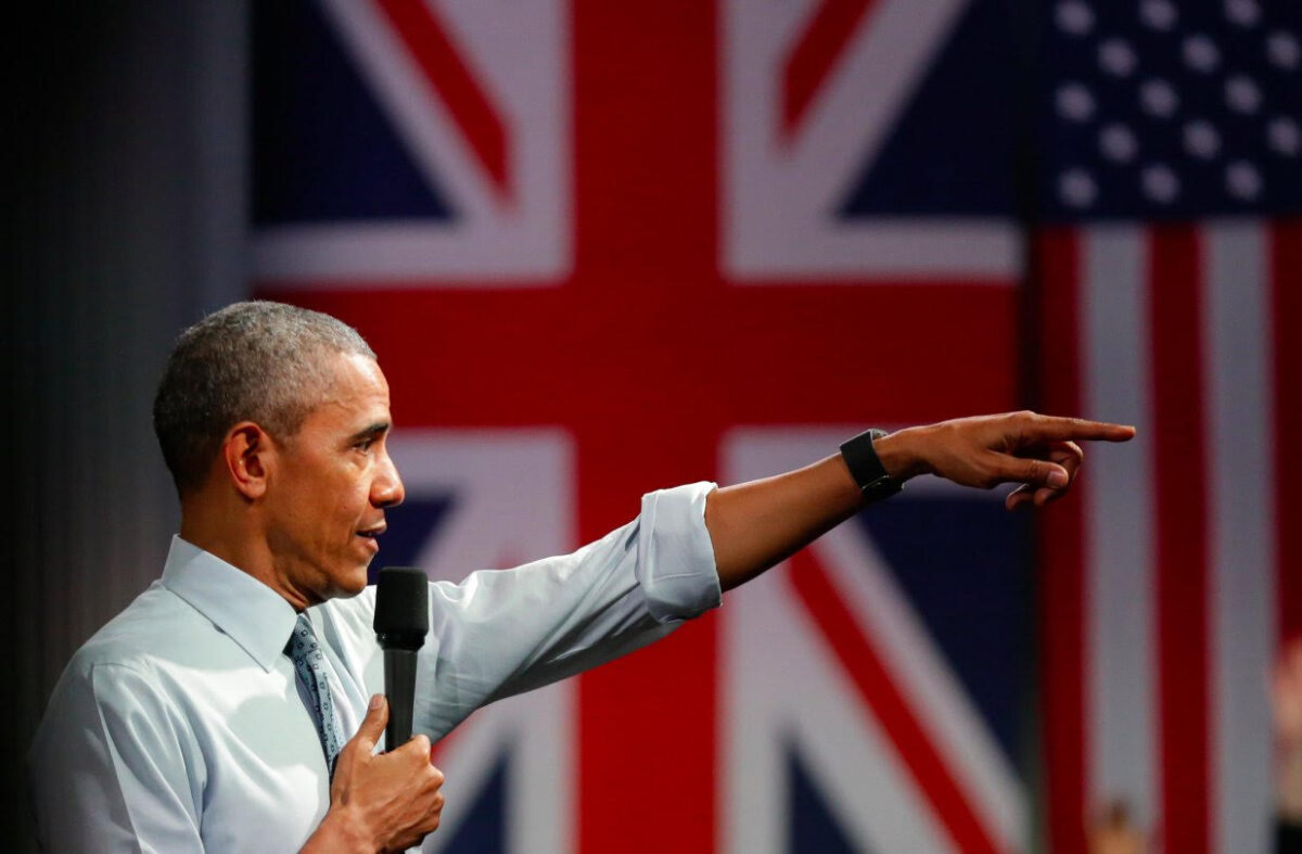 Barack Obama: Οι κόρες μου με βοήθησαν να αλλάξω γνώμη για τον γάμο ομοφυλοφίλων