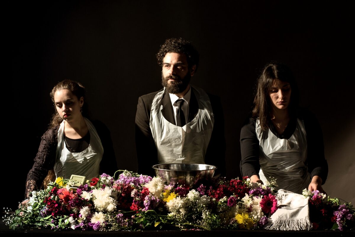 Ξημερώματα Μεγάλης Παρασκευής ξαγρυπνάμε για τα πάθη μας στον Πειραιά